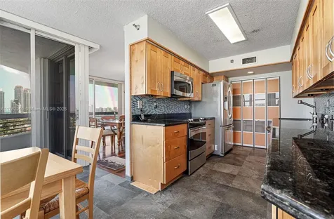 19195 NE 36th Court Aventura FL 33180