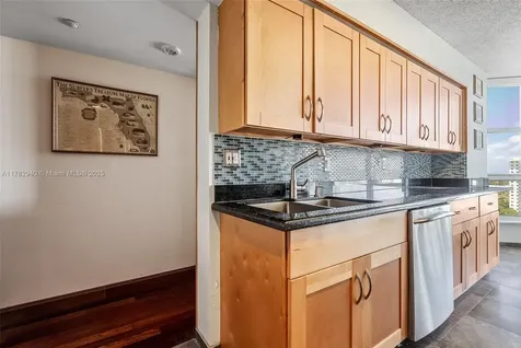 19195 NE 36th Court Aventura FL 33180