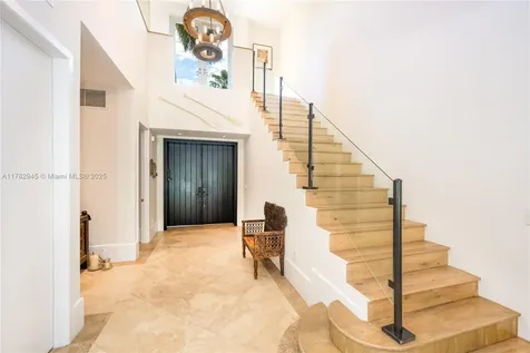31 Island Drive Key Biscayne FL 33149