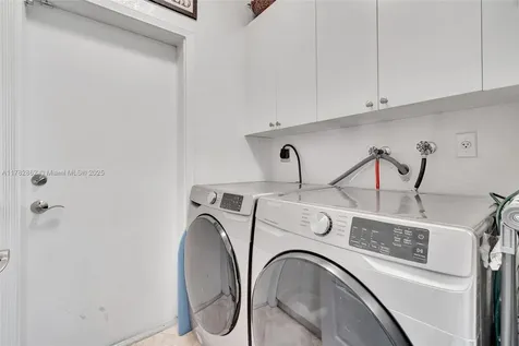 16674 SW 61st Lane Miami FL 33193
