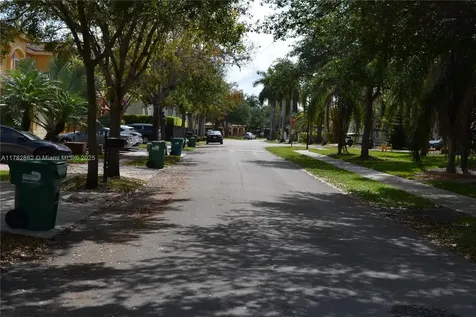 16674 SW 61st Lane Miami FL 33193