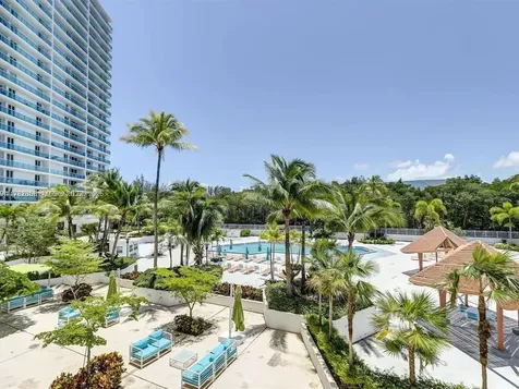 100 Bayview Drive Sunny Isles Beach FL 33160
