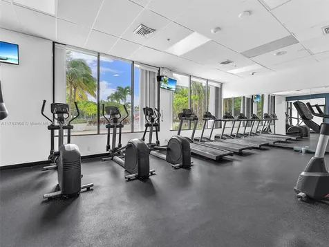 100 Bayview Drive Sunny Isles Beach FL 33160