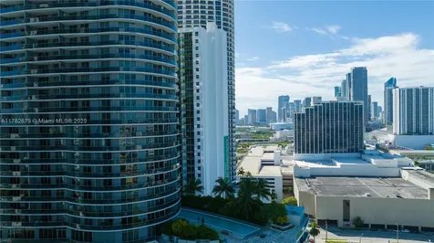 1837 NE 4th Avenue Miami FL 33132