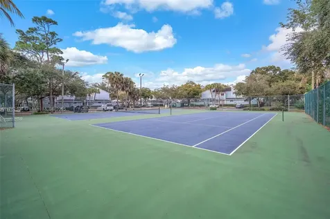 2133 Champions Way North Lauderdale FL 33068