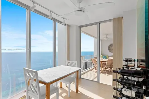 881 Ocean Drive Key Biscayne FL 33149