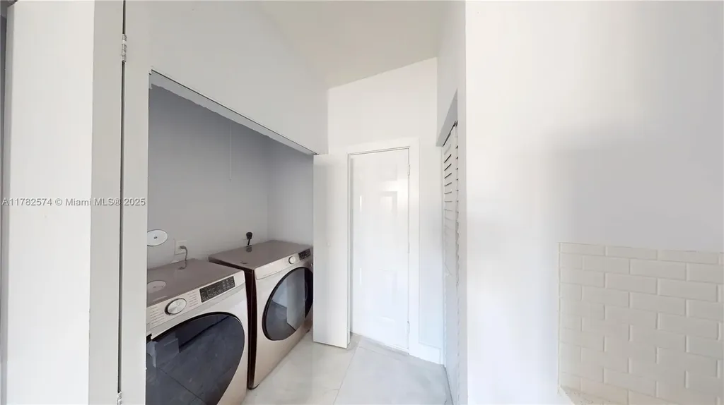 1505 SW 27th Court Fort Lauderdale FL 33315