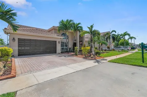 19840 NW 9th Drive Pembroke Pines FL 33029