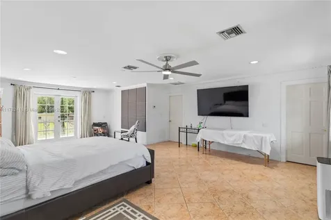 8350 SW 98 Th Street Miami FL 33156