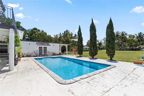 8350 SW 98 Th Street Miami FL 33156