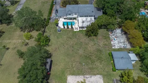 8350 SW 98 Th Street Miami FL 33156