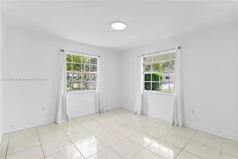 8350 SW 98 Th Street Miami FL 33156
