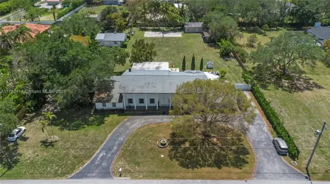 8350 SW 98 Th Street Miami FL 33156