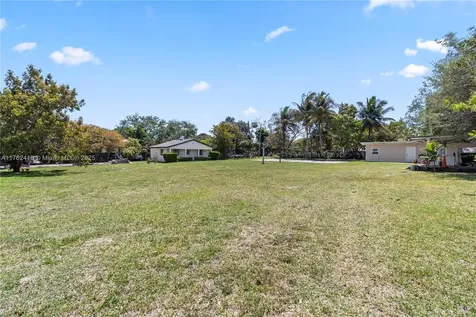 8350 SW 98 Th Street Miami FL 33156