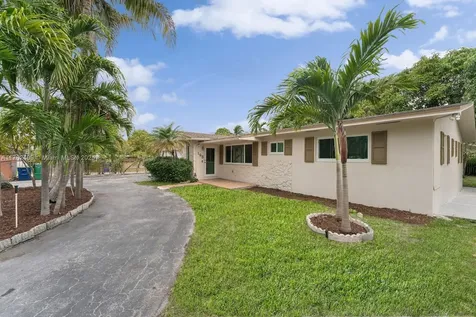 195 NE 164th Street Miami FL 33162