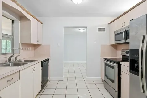 195 NE 164th Street Miami FL 33162