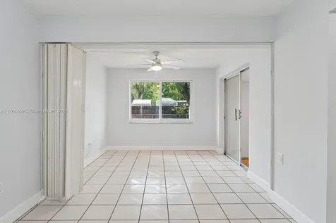 195 NE 164th Street Miami FL 33162