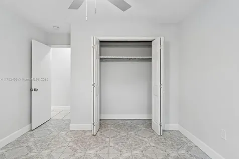 195 NE 164th Street Miami FL 33162