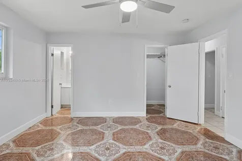 195 NE 164th Street Miami FL 33162