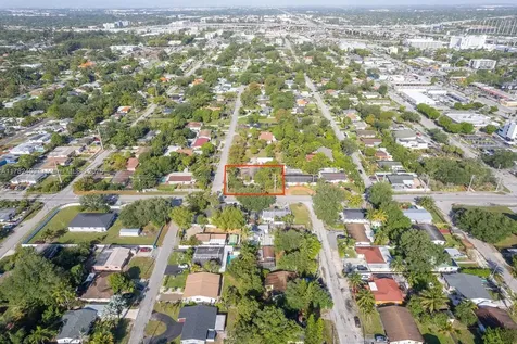 195 NE 164th Street Miami FL 33162