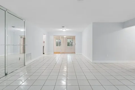 195 NE 164th Street Miami FL 33162