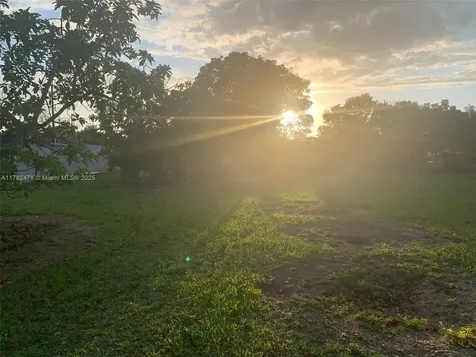 24105 SW 124th Avenue Homestead FL 33032