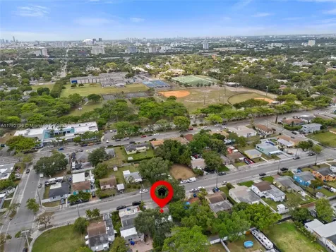 1325 NW 51st Street Miami FL 33142