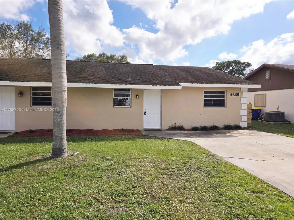 4548 SE Salvatori Road Stuart FL 34997