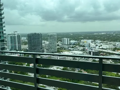 Miami FL 33137