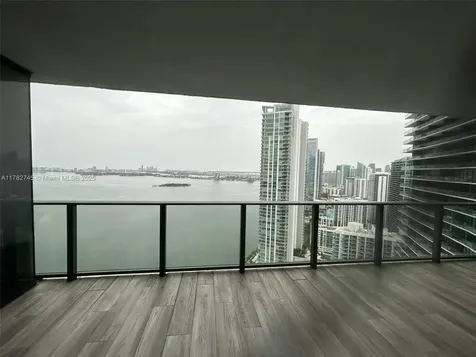 Miami FL 33137
