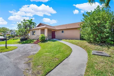 13620 SW 286th Terrace Homestead FL 33033