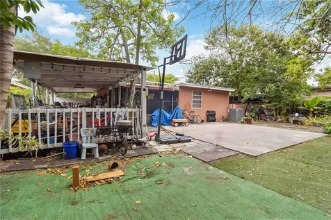 6328 Garfield Street Hollywood FL 33024