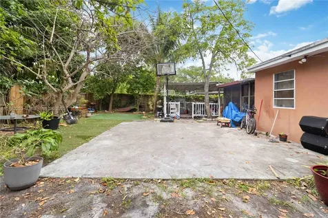 6328 Garfield Street Hollywood FL 33024