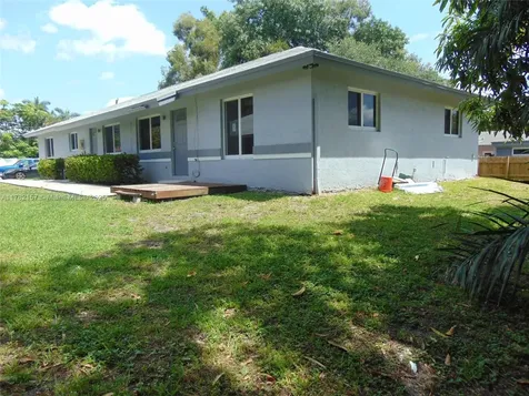 6622 SW 48th Street Davie FL 33314