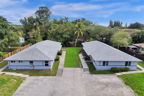 6622 SW 48th Street Davie FL 33314