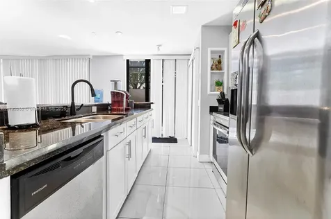 1451 NW 112th Terrace Pembroke Pines FL 33026