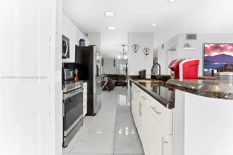 1451 NW 112th Terrace Pembroke Pines FL 33026