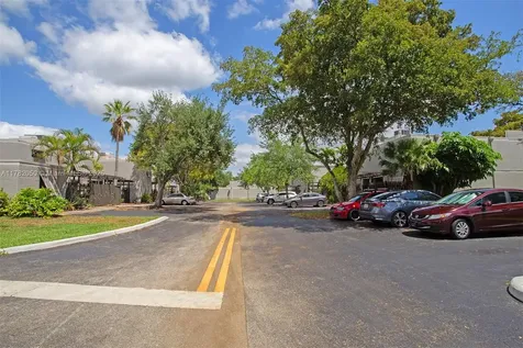 1451 NW 112th Terrace Pembroke Pines FL 33026