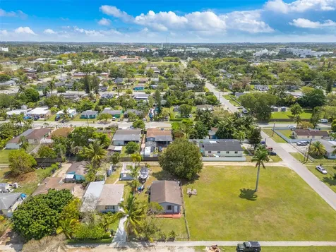 425 NW 8th Avenue Homestead FL 33030