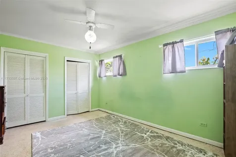 259 Nahkoda Drive Miami Springs FL 33166