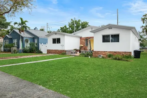 259 Nahkoda Drive Miami Springs FL 33166