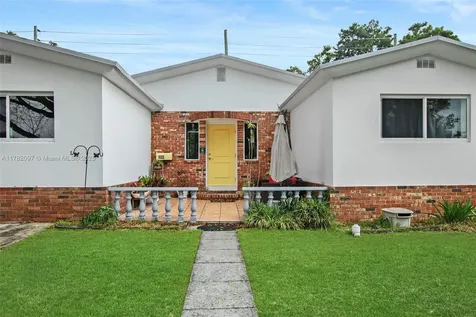 259 Nahkoda Drive Miami Springs FL 33166