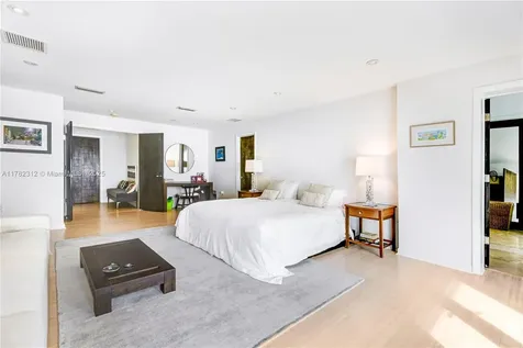 510 S Mashta Drive Key Biscayne FL 33149
