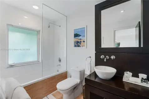 510 S Mashta Drive Key Biscayne FL 33149