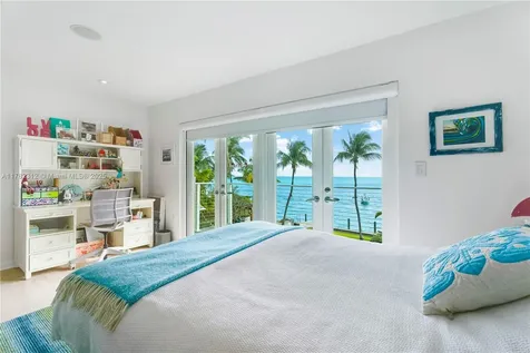 510 S Mashta Drive Key Biscayne FL 33149