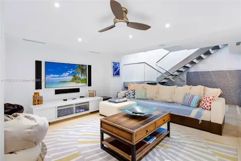 510 S Mashta Drive Key Biscayne FL 33149