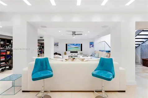 510 S Mashta Drive Key Biscayne FL 33149