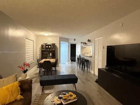 9121 SW 138th Place Miami FL 33186