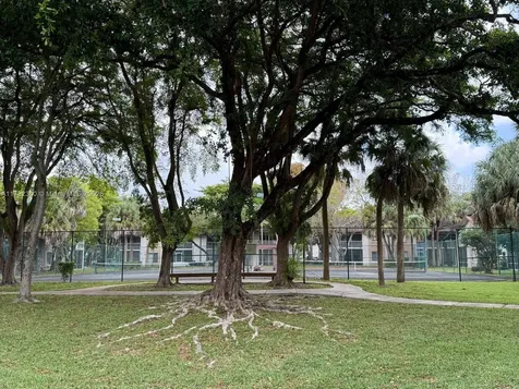 9121 SW 138th Place Miami FL 33186