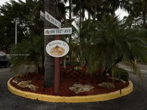 9121 SW 138th Place Miami FL 33186